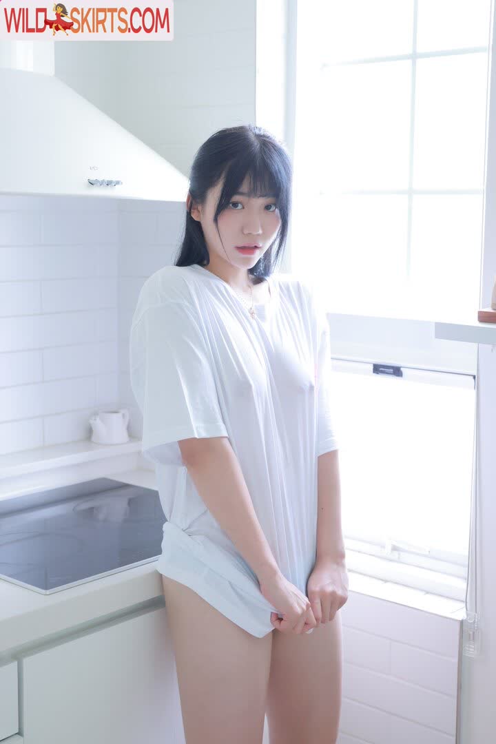 Super_yuisan nude leaked photo #87