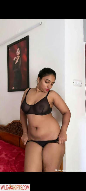 Suriyaprabha / Tamil Chik / suriyapraba_official / surya.sparrow nude OnlyFans, Instagram leaked photo #15