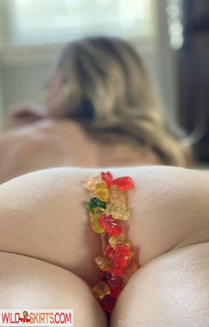 Sweetcheeks_83 / Sweetvickie / sweetcheeks_83 / sweetvickie83 nude OnlyFans, Instagram leaked photo #178