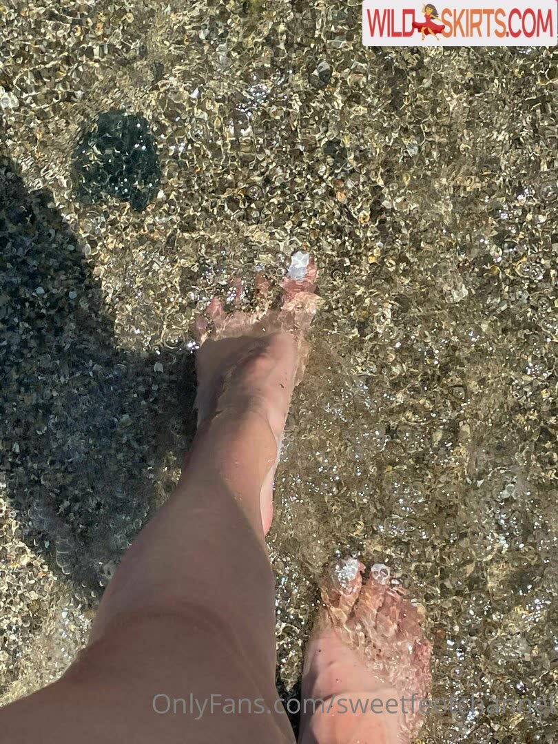 sweetfeetchannel / sweet_feet_ / sweetfeetchannel nude OnlyFans, Instagram leaked photo #1