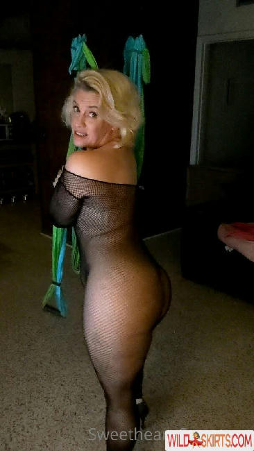 Sweetheart Sweettart / ammawhite / sweetheart_sweettart nude OnlyFans, Instagram leaked photo #30