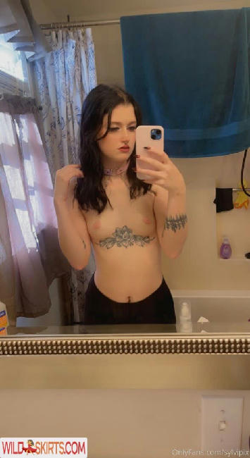 sylvipix / Young Goth Milf / sylvipix nude OnlyFans, Instagram leaked photo #28