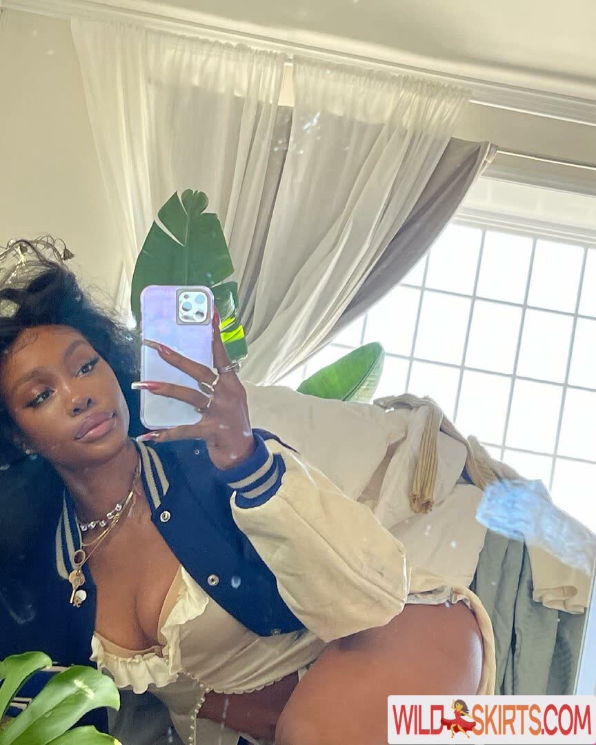 SZA / Solana Rowe / sza nude Instagram leaked photo #10