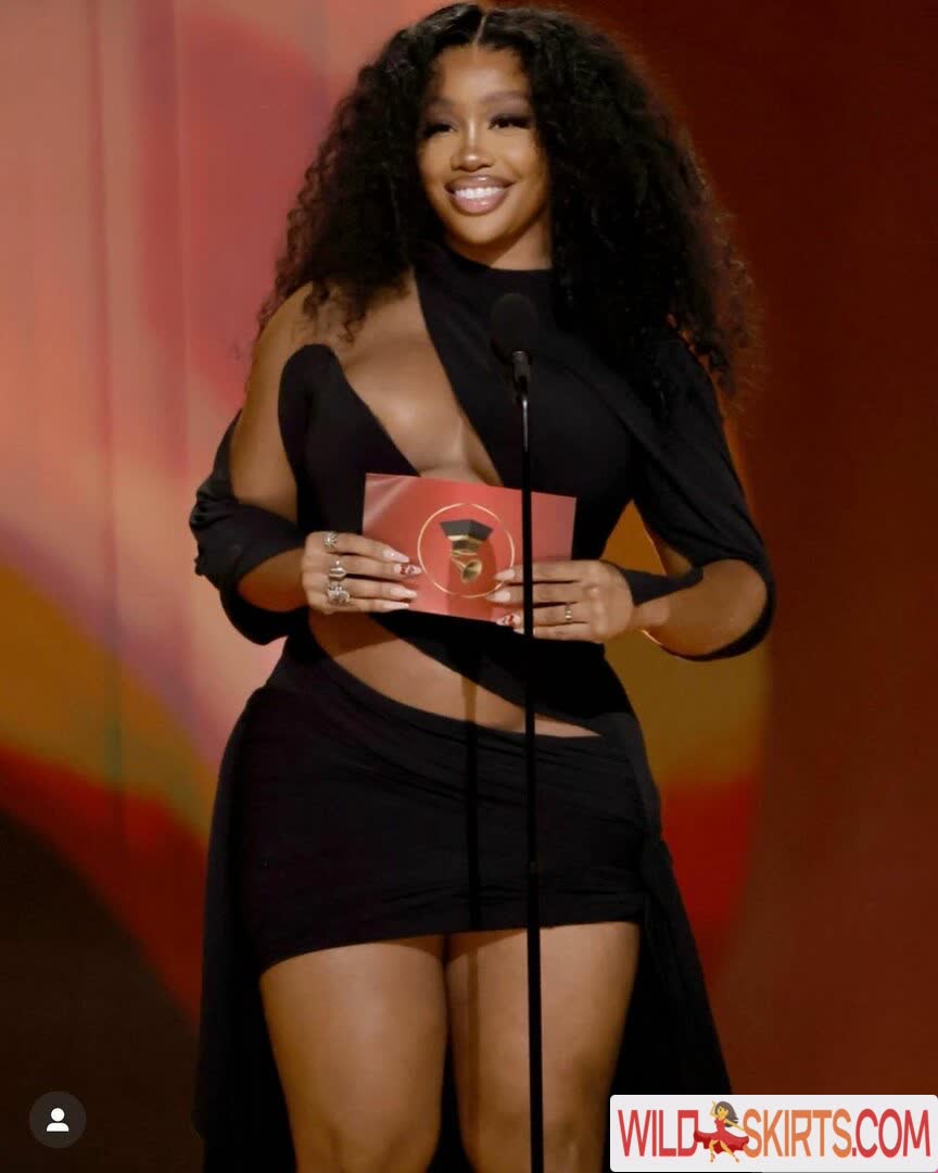 SZA / Solana Rowe / sza nude Instagram leaked photo #99