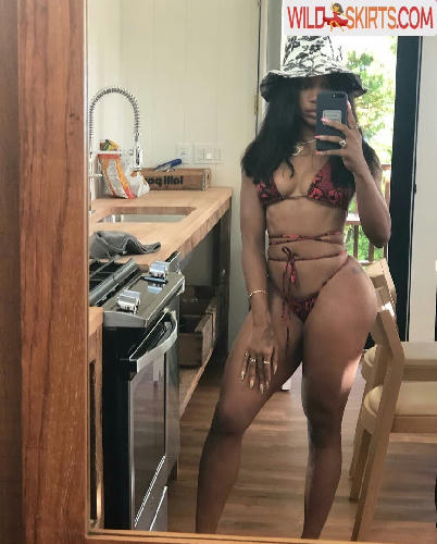 SZA / Solana Rowe / sza nude Instagram leaked photo #10