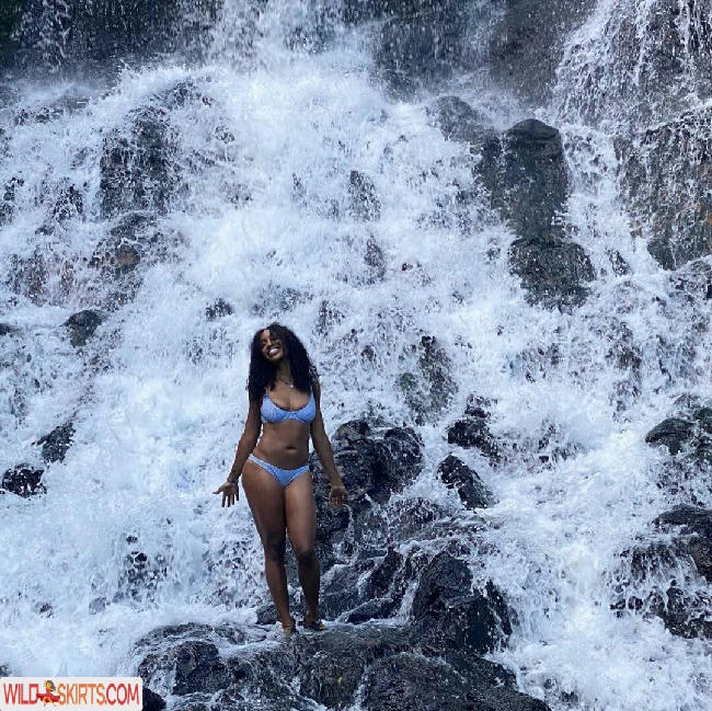 SZA / Solana Rowe / sza nude Instagram leaked photo #76