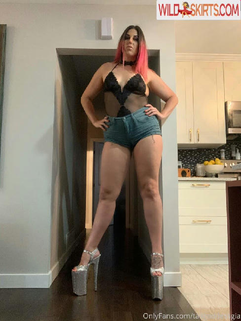 Tall Goddess Gia / koqueengia / tallgoddessgia / tallgoddessgia5.0 nude OnlyFans, Instagram leaked photo #7