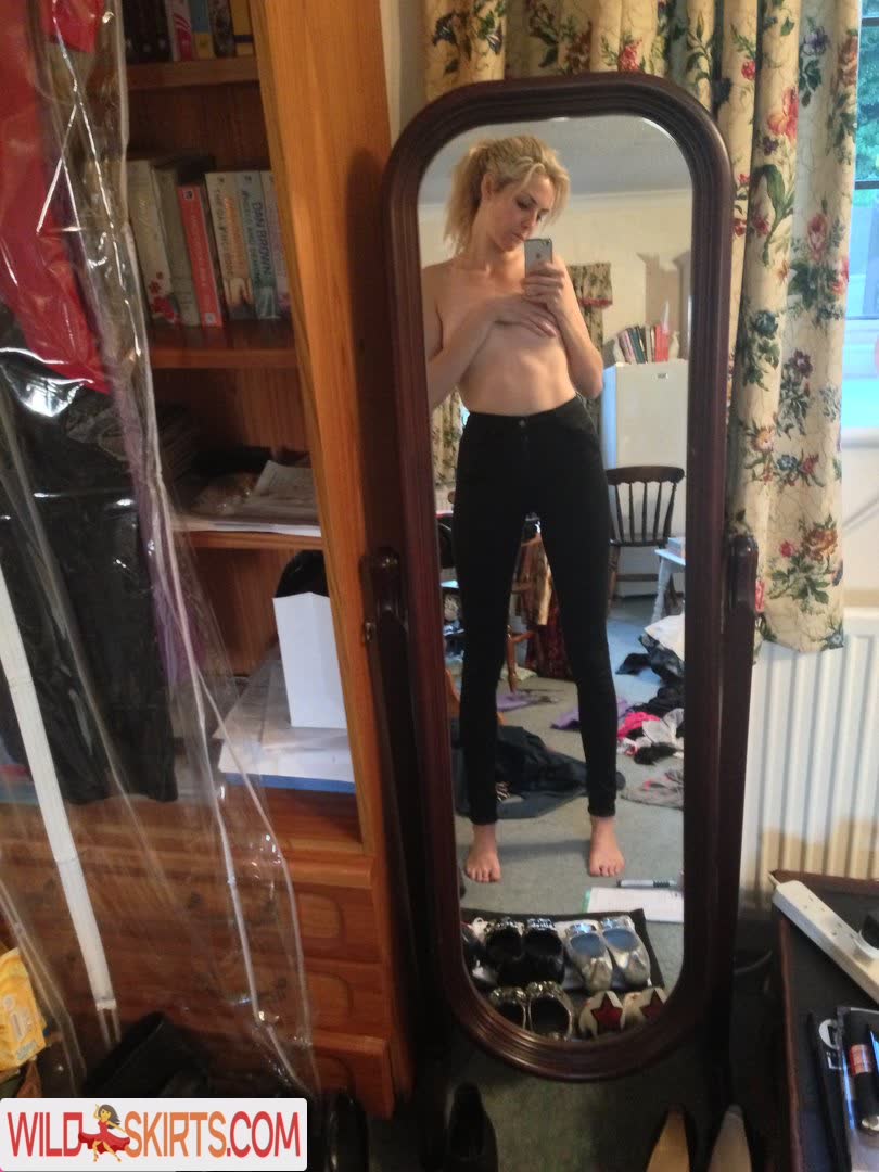 Tamsin Egerton / tamsinegertonofficial nude Instagram leaked photo