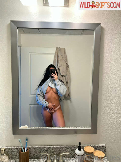 Tana Hennessey / Hennyone / tanahennessey / u258771065 nude OnlyFans, Instagram leaked photo #5