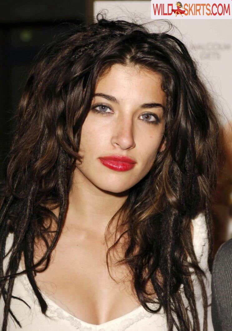 Tania Raymonde nude leaked photo #62