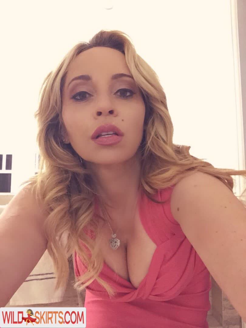 Tara Strong nude leaked photo #50