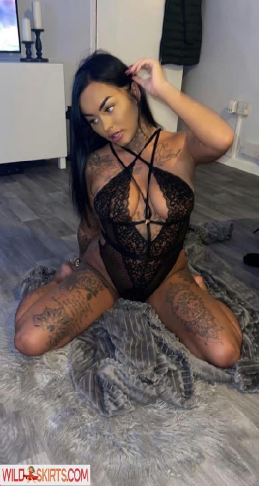 Tarnea McDonald / tarnea00xo / tarnikaprice nude OnlyFans, Instagram leaked photo #2