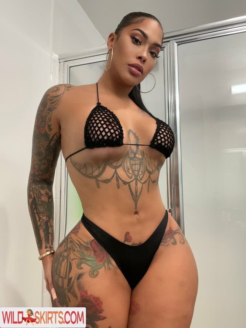 TattedUpHolly / tatted.up.holly / tattedupholly nude OnlyFans, Instagram leaked photo #7