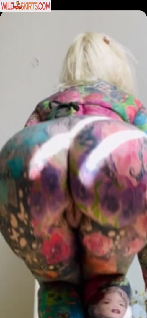 Tattoobutterfly nude leaked photo #10