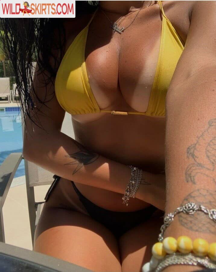 tavarezzzzzz / Laylla Tavares / starzzzperez / tavarezzzzzz nude OnlyFans, Instagram leaked photo #9