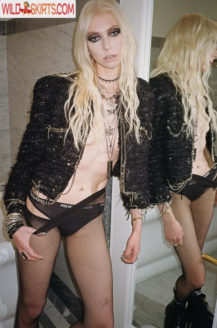 Taylor Momsen nude leaked photo #170