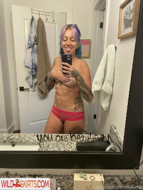 taylorraz / razzledazzlelips / taylorraz nude OnlyFans, Instagram leaked photo #55