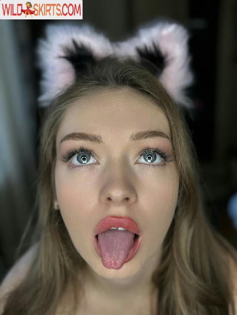 Teen Mia / mia_boardman / mia_lolly nude OnlyFans, Instagram leaked photo #8