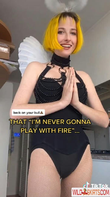 Tessa Violet / tessaviolet / thechronicmasochist nude OnlyFans, Instagram leaked photo #52