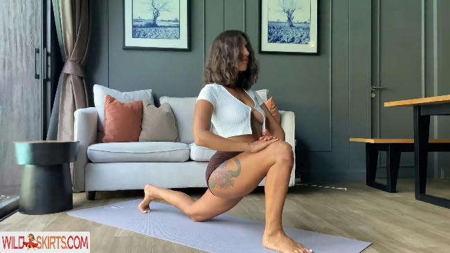 Thais-Yoga / Thaisyoga / extremely sexy / layla_yoga / thaisbpaim nude OnlyFans, Instagram leaked photo #51