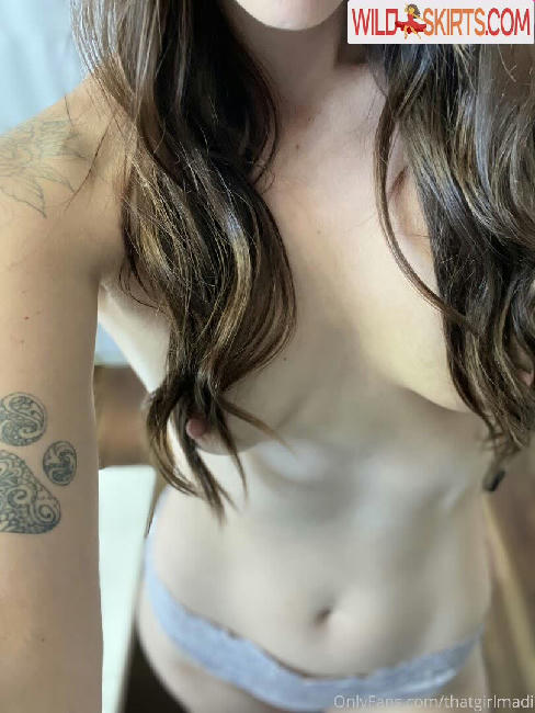 thatgirlmadi / p.r.e.t.t.y.l.u.h.m.a.d.i8.8 / thatgirlmadi nude OnlyFans, Instagram leaked photo #18