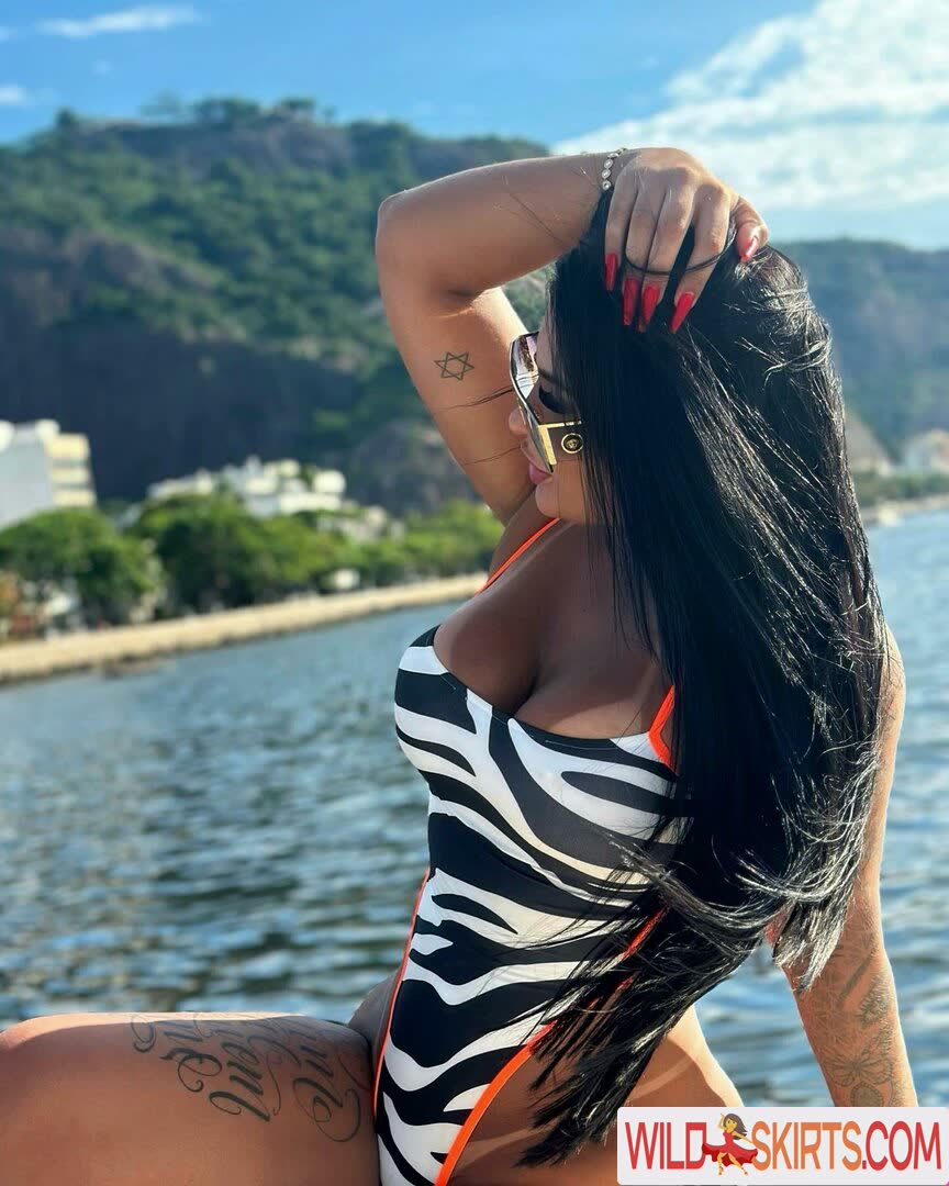 Thayna Pereira / nanasafada / thaybta nude OnlyFans, Instagram leaked photo #3