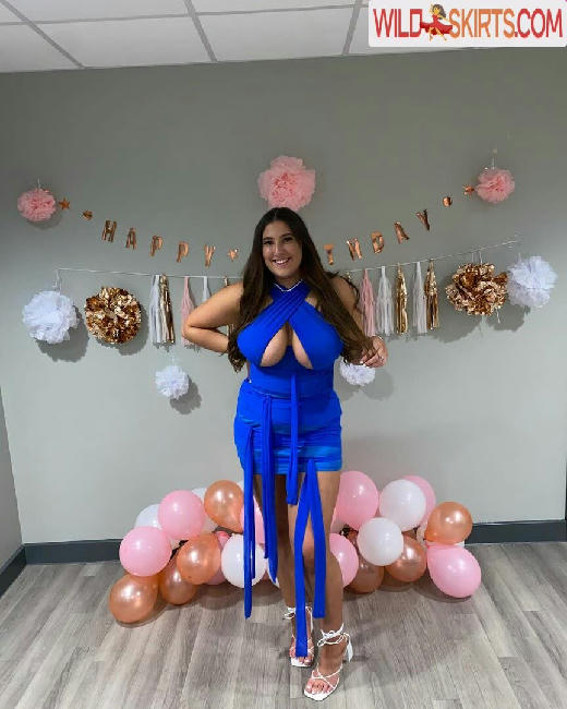 The Blue Dress Girl / bluedressgirl / maisyjrobertson / maisyrobertson nude OnlyFans, Snapchat, Instagram leaked photo #17