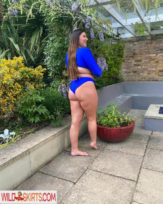 The Blue Dress Girl / bluedressgirl / maisyjrobertson / maisyrobertson nude OnlyFans, Snapchat, Instagram leaked photo #20