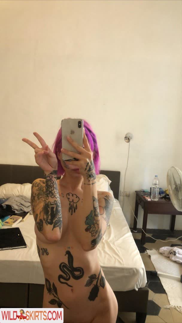 The Saddest Goddess / hurricanenamedember / thesaddestgoddess nude OnlyFans, Instagram leaked photo #17