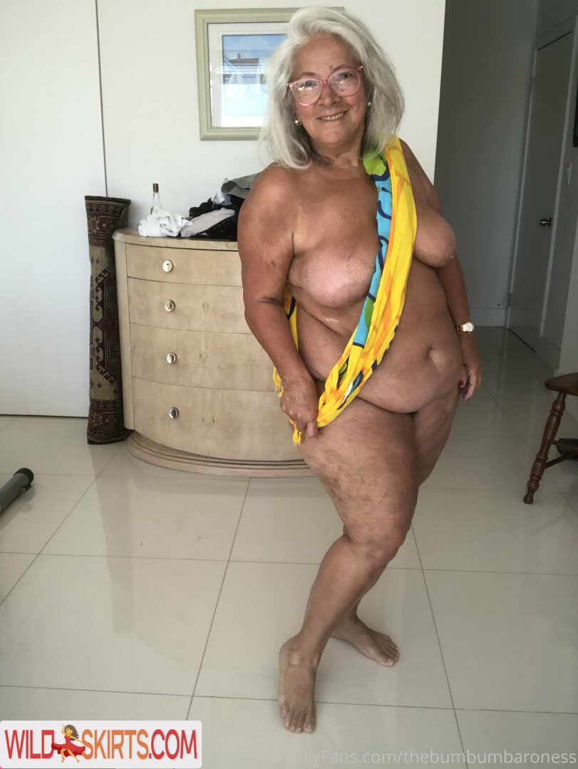 Thebumbumbaroness nude leaked photo #55