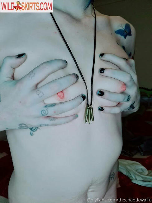 TheChaoticWaifu / thechaoticwaifu nude OnlyFans, Instagram leaked photo #81