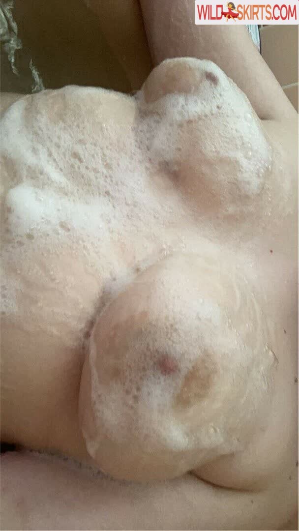 Thecloudivity nude leaked photo #4