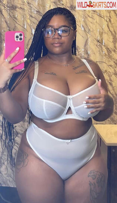 therealvictoria.b / iamtoriv / milanidime / therealvictoria.b nude OnlyFans, Instagram leaked photo #8