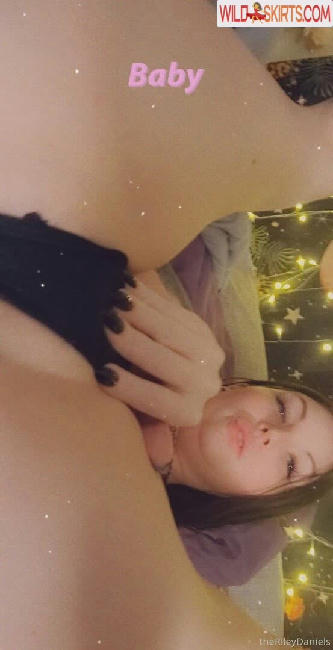 therileydaniels / rileydanielss / therileydaniels nude OnlyFans, Instagram leaked photo #184