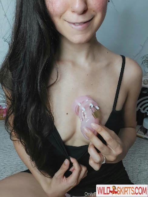 thetiniestbunny / thetiniestbunny / thetiniestbunnyx nude OnlyFans, Instagram leaked photo #100