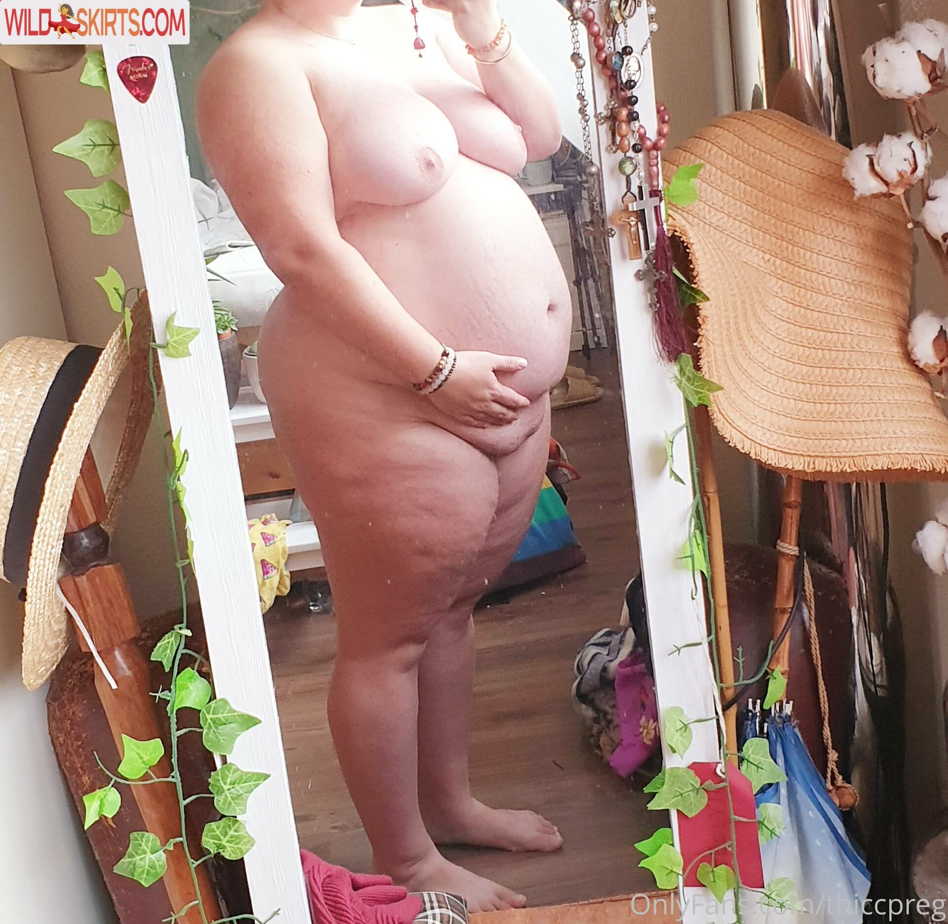 Thiccpreg nude leaked photo #26