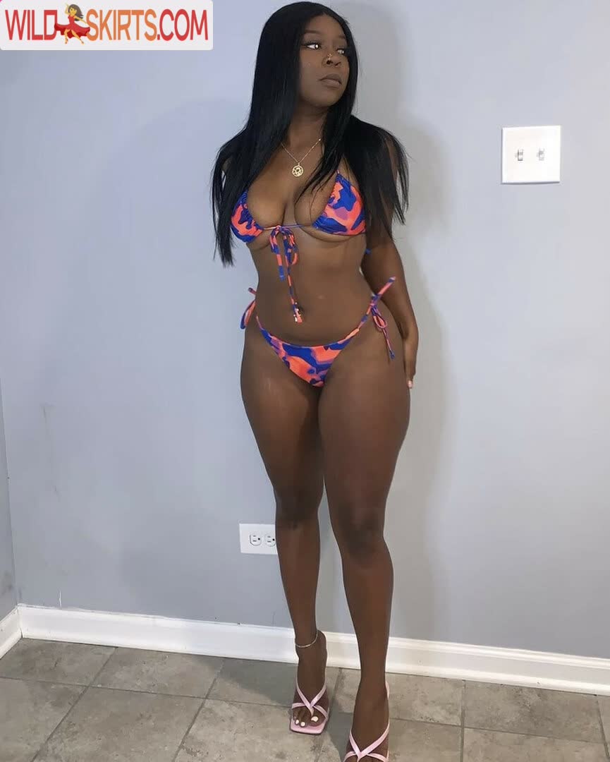 thick.trixxx / sharayyxxx / thick.trixxx nude OnlyFans leaked photo #2