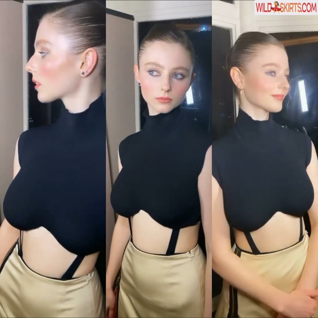 Thomasin Mckenzie nude leaked photo #91