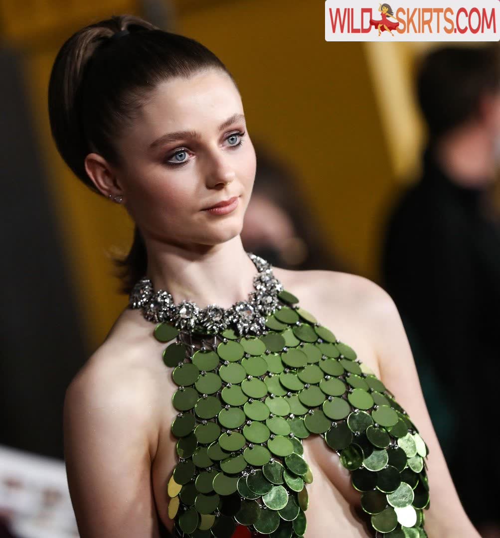 Thomasin Mckenzie nude leaked photo #105