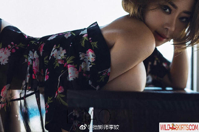 tianxiaomie520 / Miss爱菲儿 / 甜小乜 nude leaked photo #33