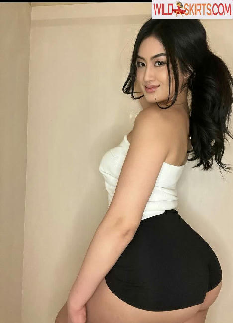 Tiarachakkaw / tiarachakkaw nude Instagram leaked photo #35