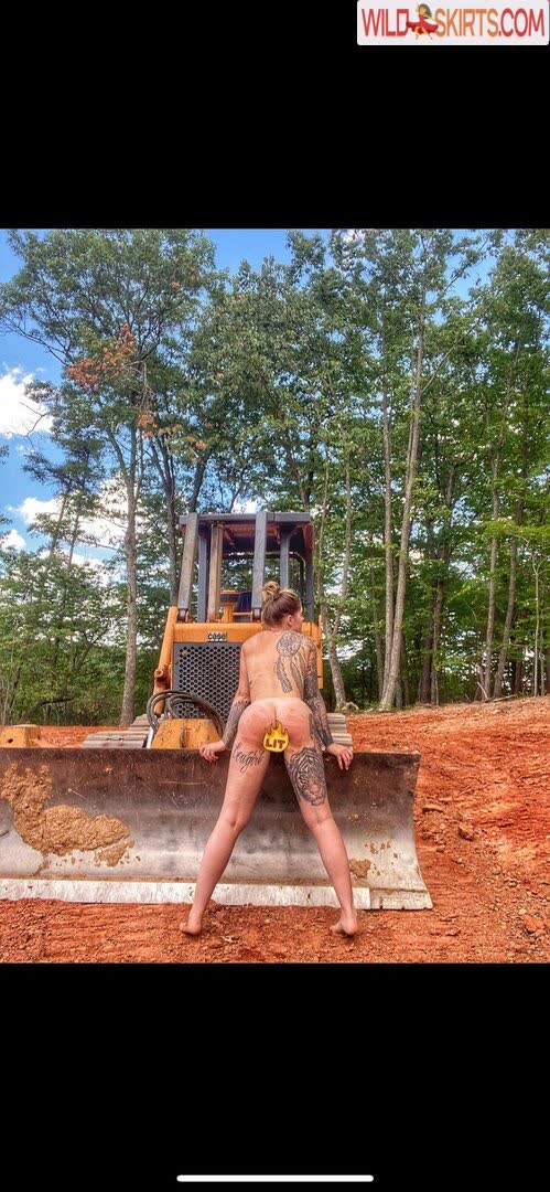 Tierneyalise71 / barrel_71_1 / barrelracer7171 / tierneyalise71 nude OnlyFans, Instagram leaked photo #9