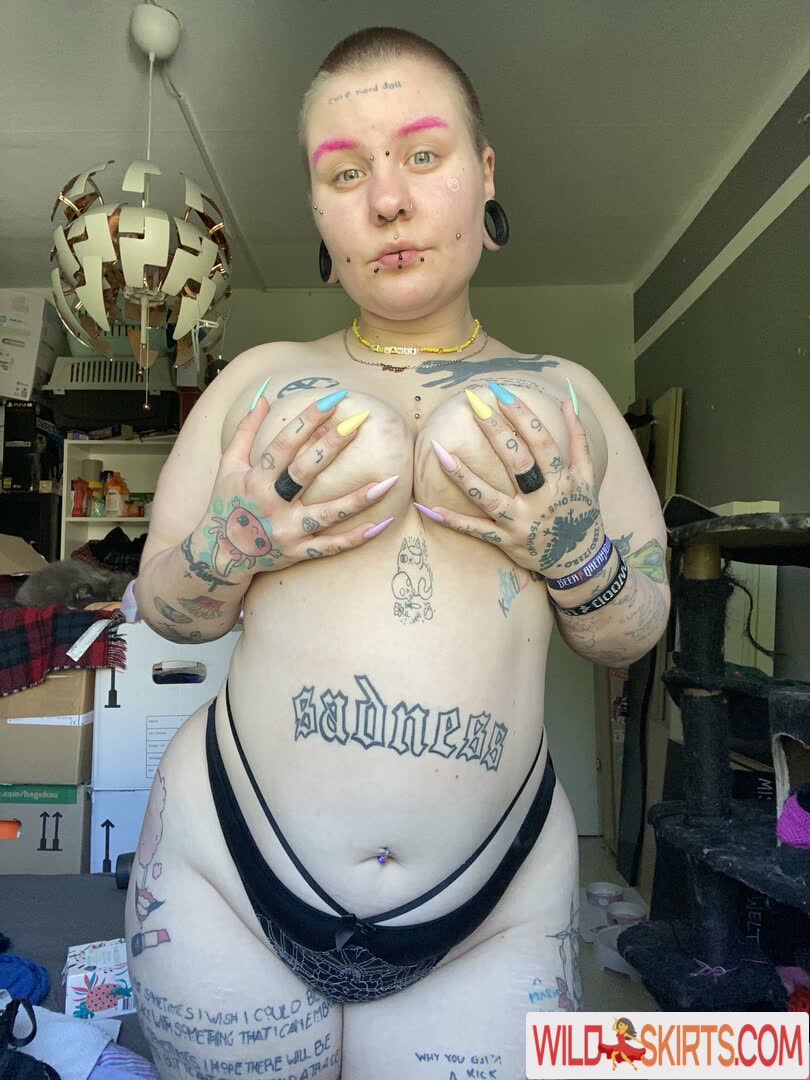 time.lady.bitch / elyse_myers / time.lady.bitch nude OnlyFans, Instagram leaked photo #2