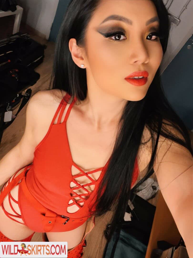 Tina Guo nude leaked photo #43