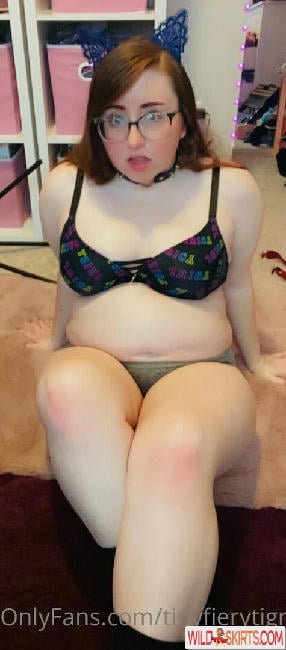 Tinyfierytigrr / Tinyredtiger / tinyfierytigrr / tinygingergirl nude OnlyFans, Instagram leaked photo #70