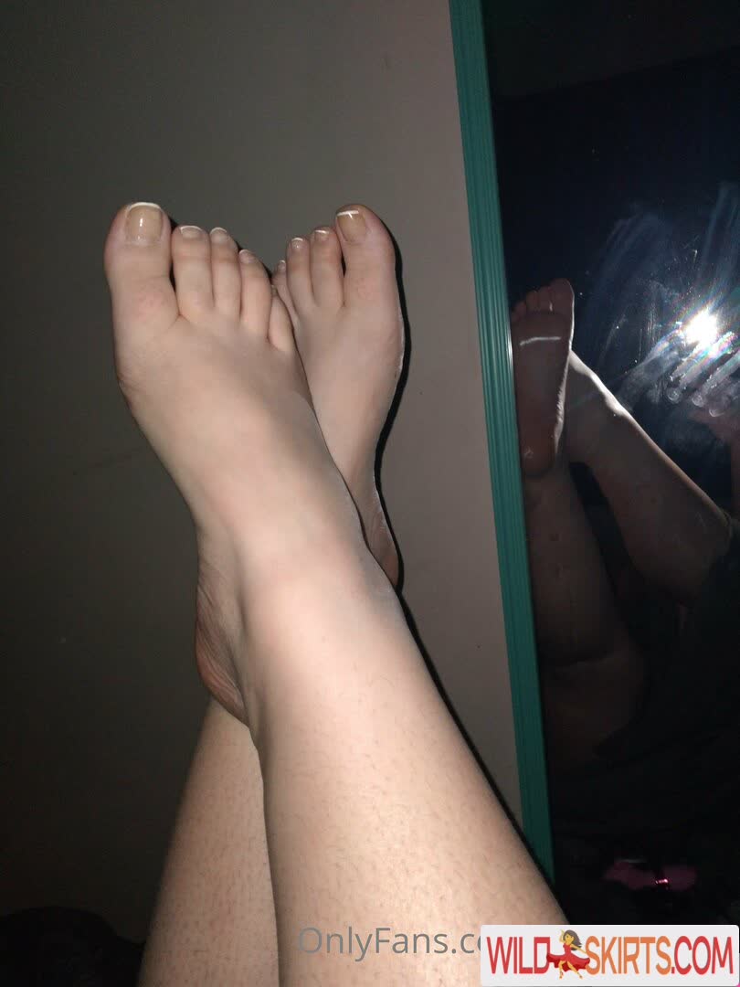 tinytoetracy / t_to_the_racy / tinytoetracy nude OnlyFans, Instagram leaked photo #37