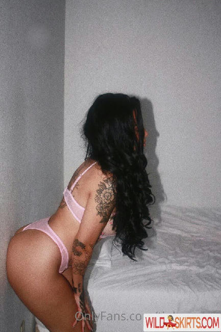 tiuhmariuh / itsmiatiamaria / tiuhmariuh nude OnlyFans, Instagram leaked photo #11