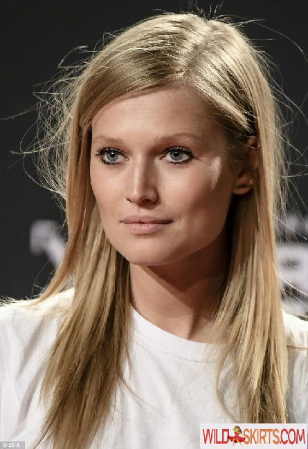 Toni Garrn / tonigarrn nude Instagram leaked photo #86