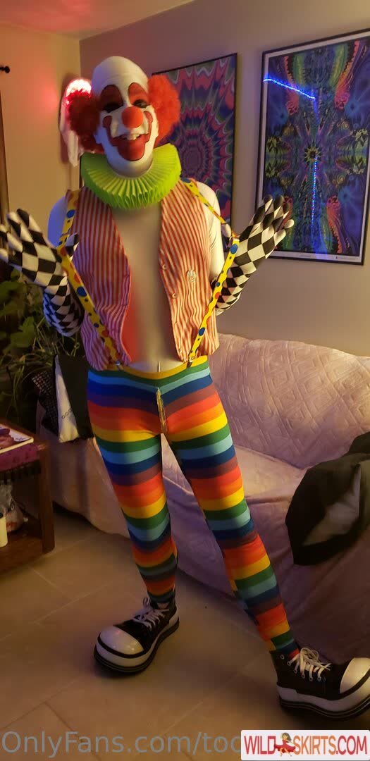 Toony_clown nude leaked photo #212