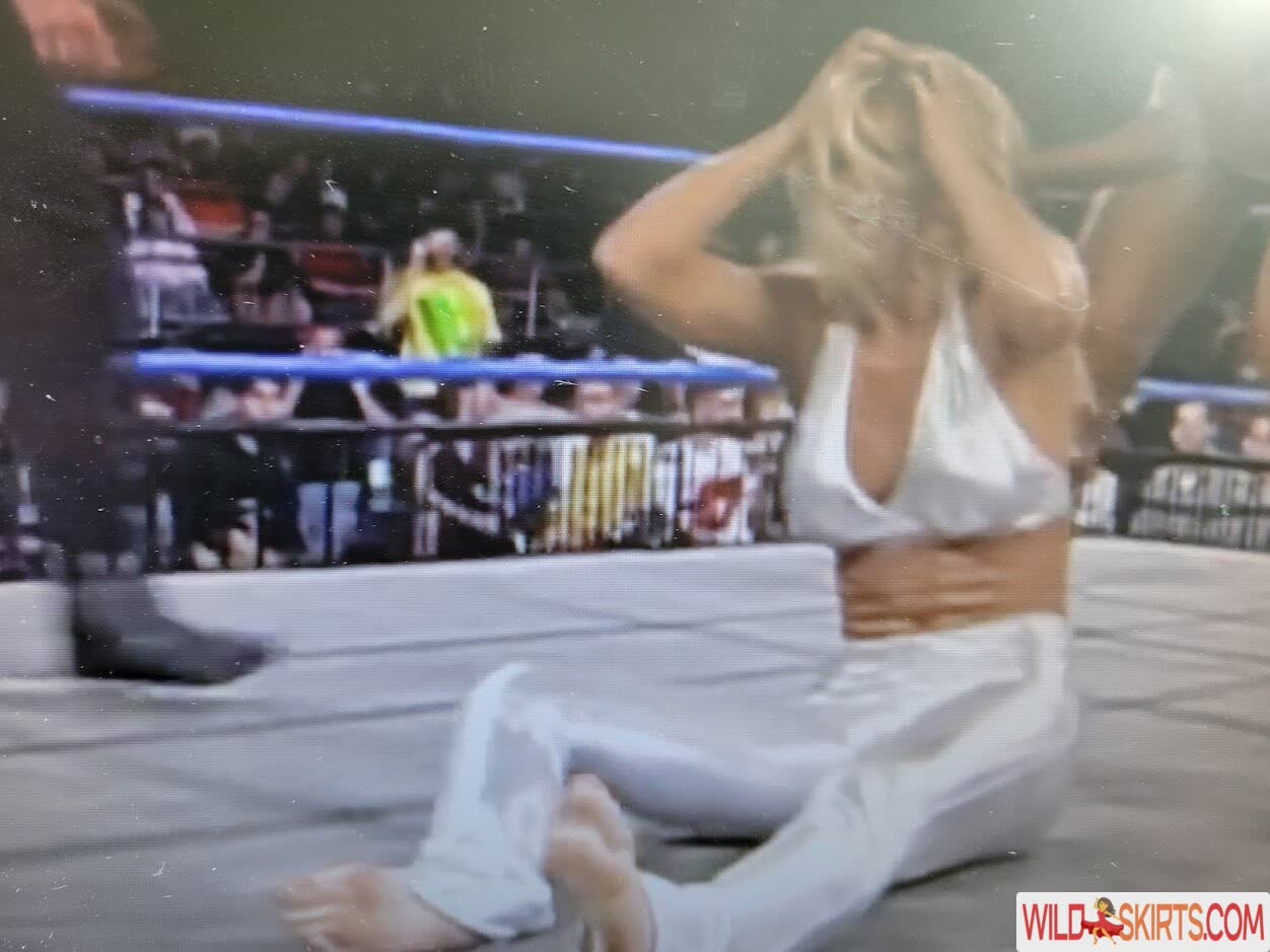 Torrie Wilson nude leaked photo #743